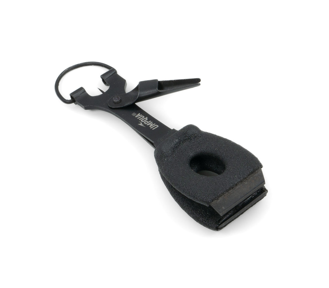 Umpqua River Grip Nipper Knot Tool | Tailwaters Fly Fishing