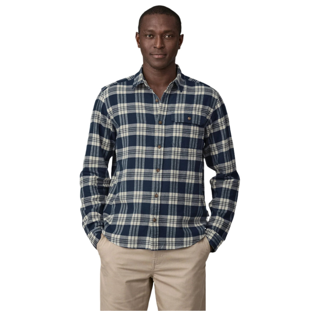 Patagonia M's Long Sleeve Lightweight Fjord Flannel Shirt | Tailwaters Fly Fishing
