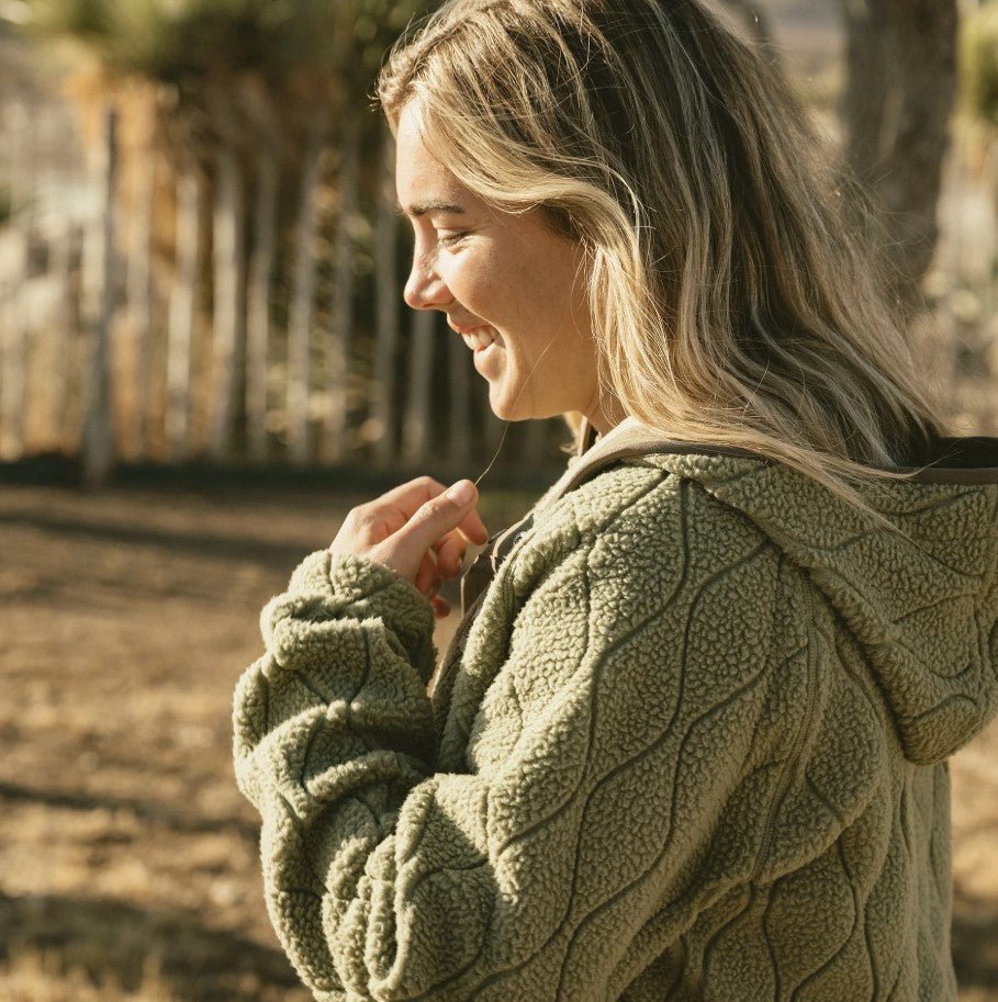 Howler Brothers Chisos Hooded Pullover | Tailwaters Fly Fishing