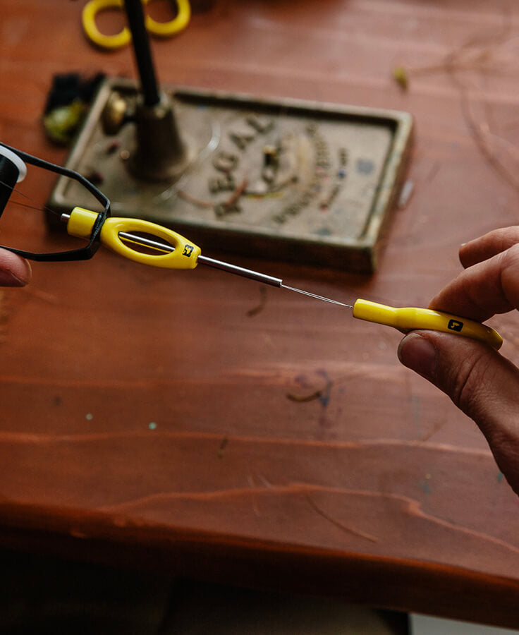 Loon Ergo Bobbin Threader, view 4