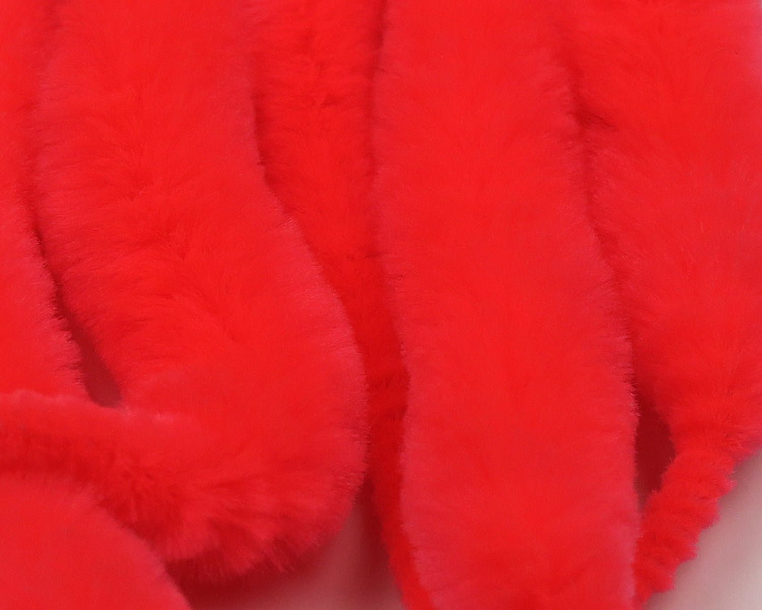 Hareline Mangum's UV2 Micro Dragon Tails
