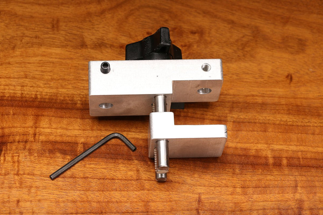 Hareline Peak C-Clamp | Tailwaters Fly Fishing