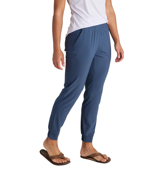Free Fly Women's Pull-On Breeze Jogger | Tailwaters Fly Fishing