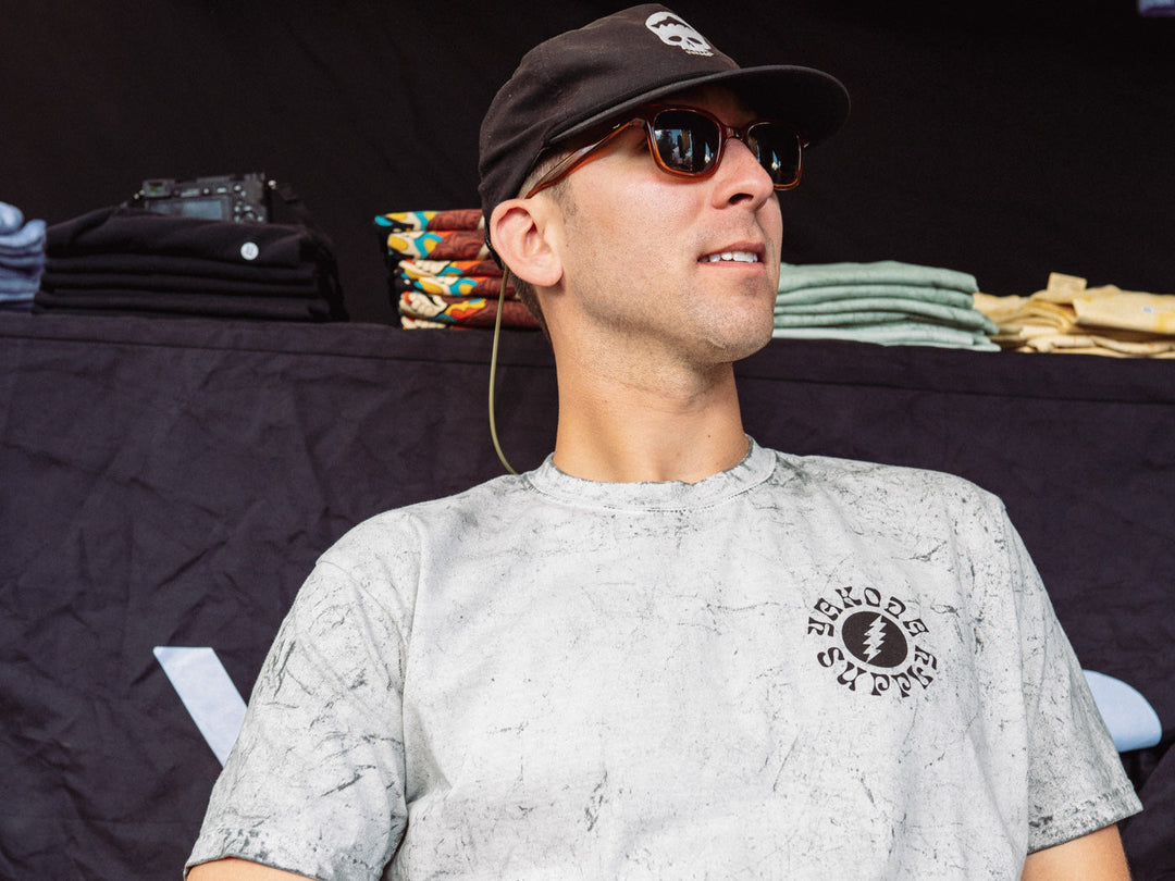 Bolt Pigment Dyed Tee | Tailwaters Fly Fishing