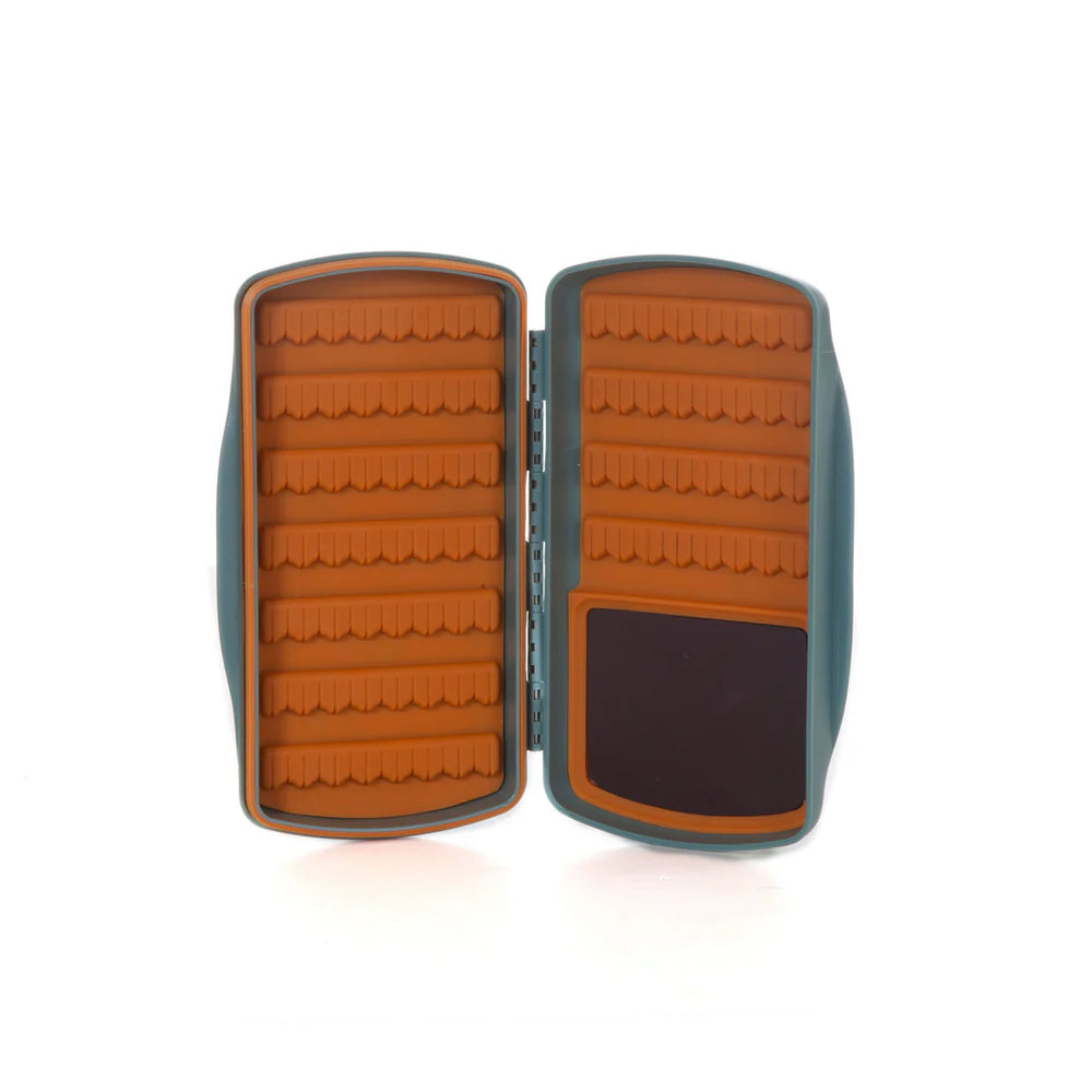 Fishpond Tacky Pescador Fly Box | Tailwaters Fly Fishing