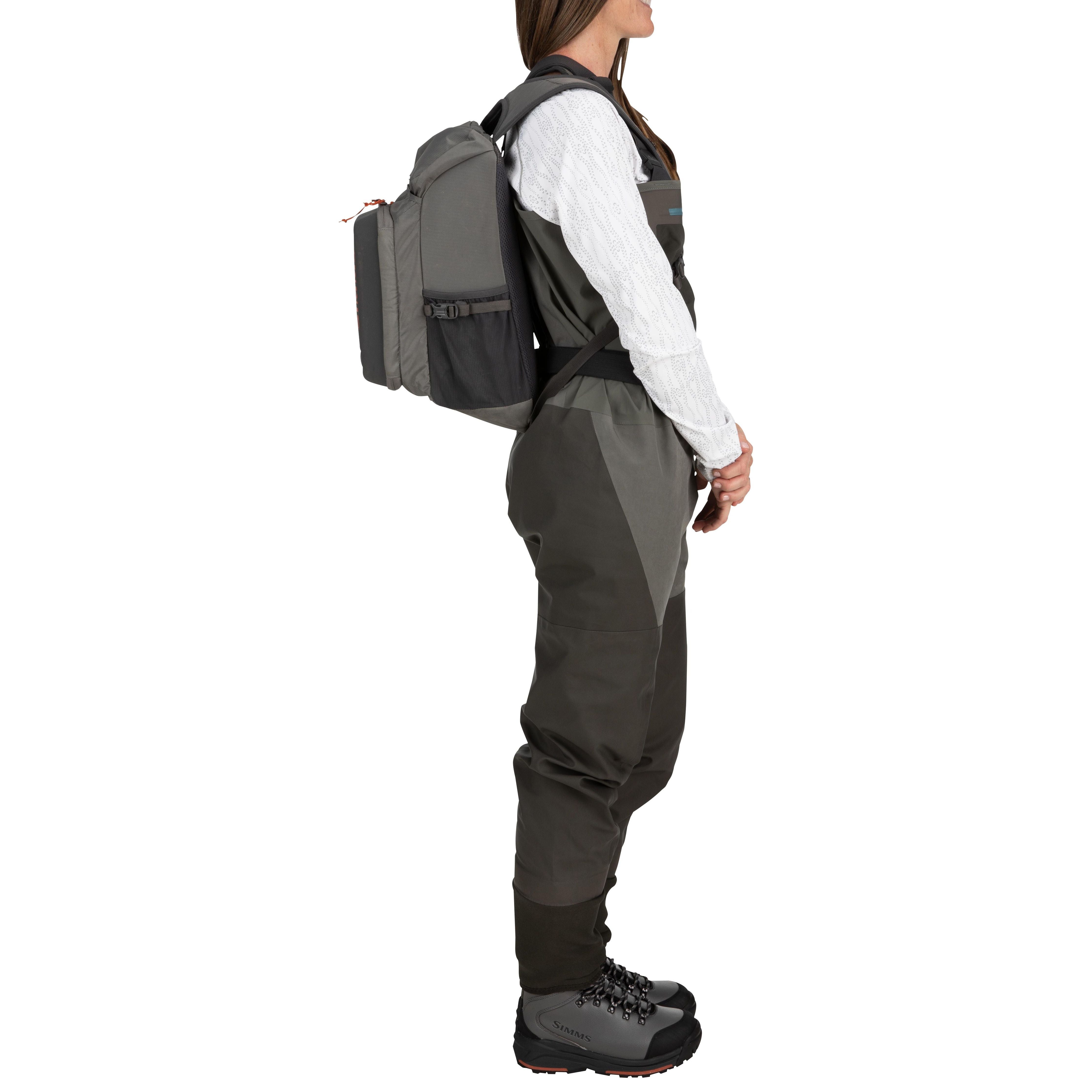 Simms Freestone Sling Pack | Tailwaters Fly Fishing