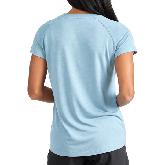 Free Fly Women's Lightweight Tee | Tailwaters Fly Fishing