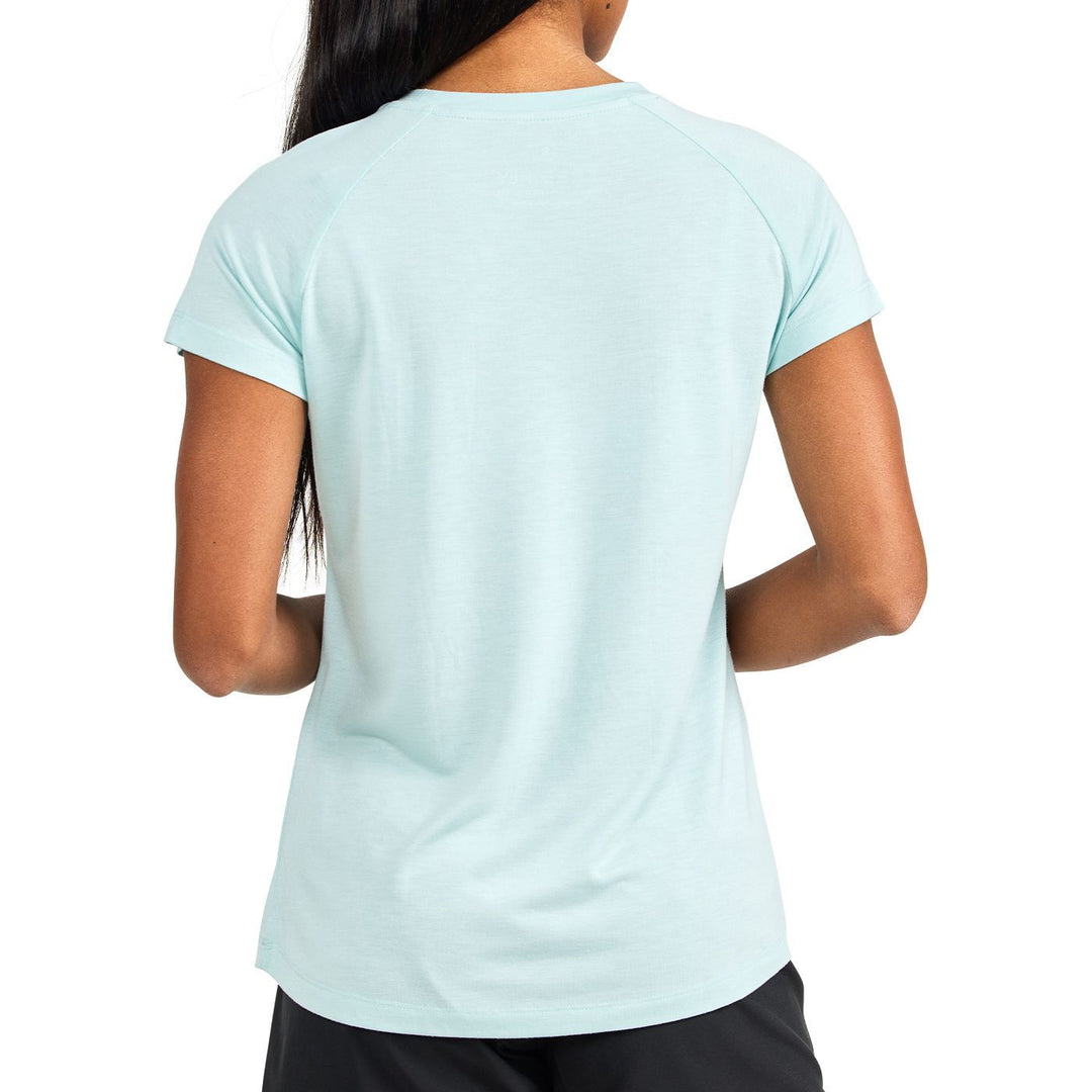 Free Fly Women's Lightweight Tee | Tailwaters Fly Fishing