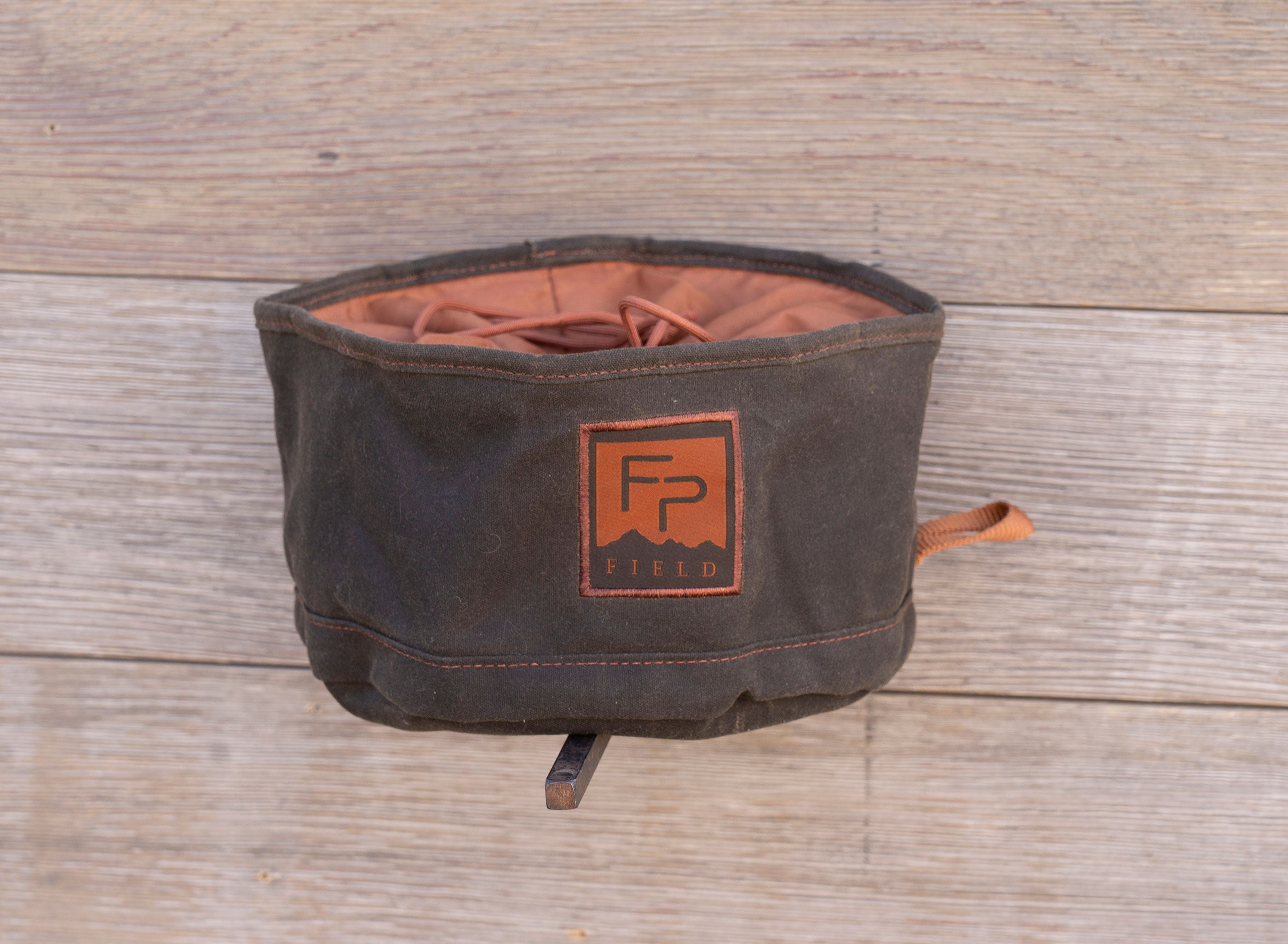 Fishpond Bow Wow Travel Food Bowl Peat Moss Image 03