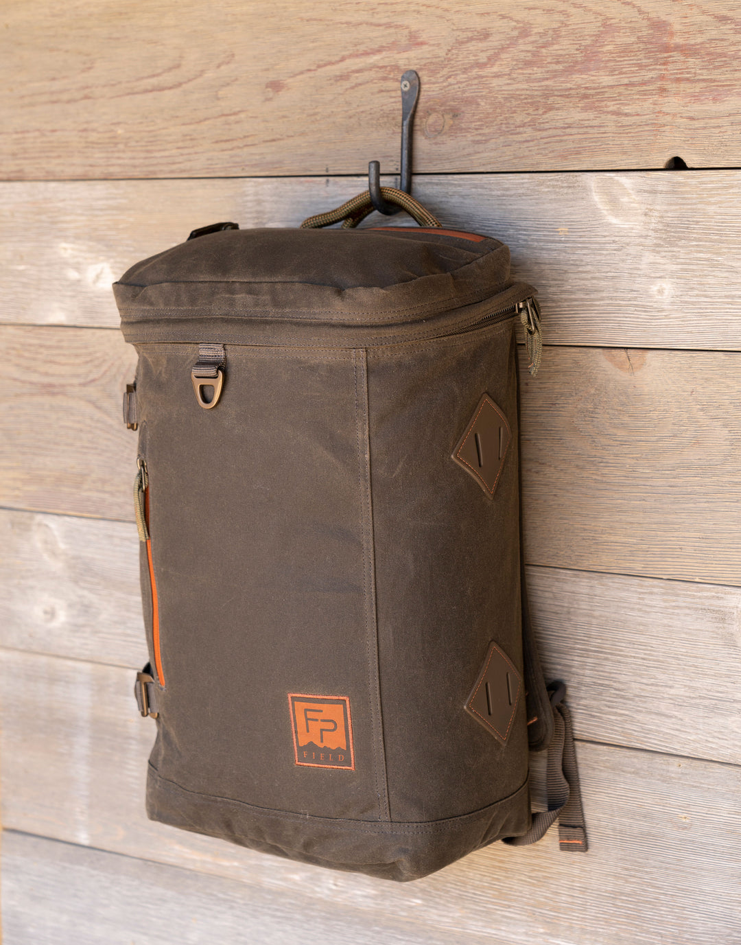 Fishpond River Bank Backpack | Tailwaters Fly Fishing