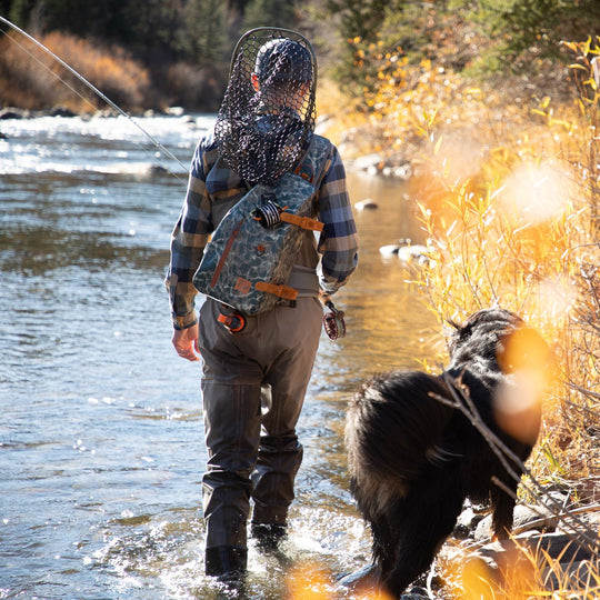 Fishpond Thunderhead Submersible Sling | Tailwaters Fly Fishing