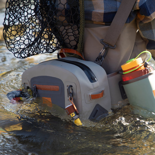 Fishpond Thunderhead Submersible Lumbar | Tailwaters Fly Fishing